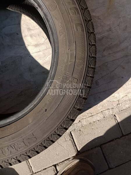 Semperit 215/65 R16 Zimska