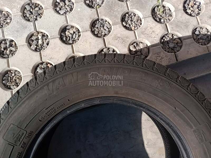 Semperit 215/65 R16 Zimska