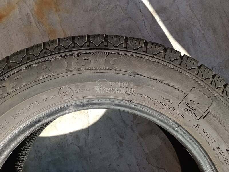 Semperit 215/65 R16 Zimska