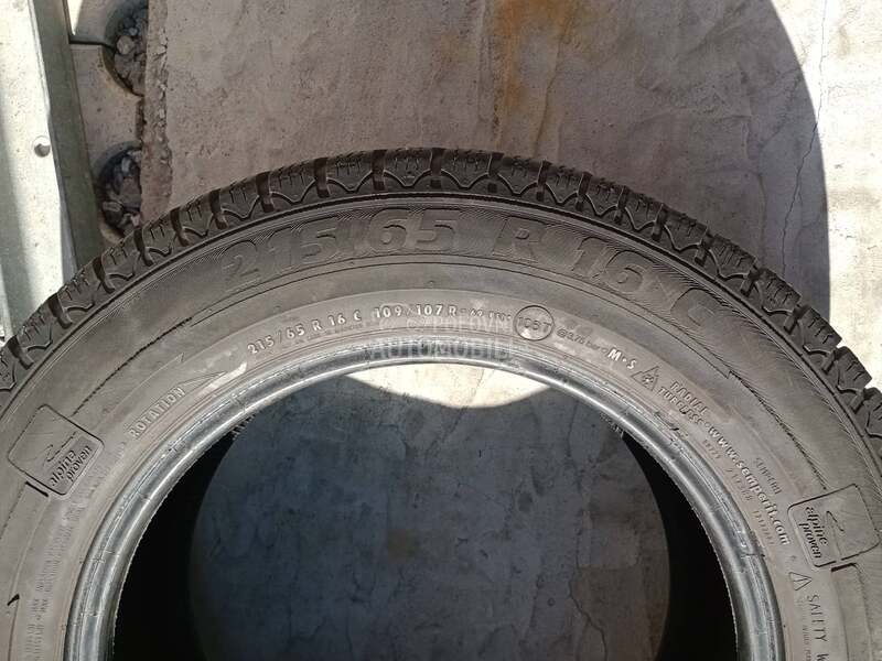 Semperit 215/65 R16 Zimska