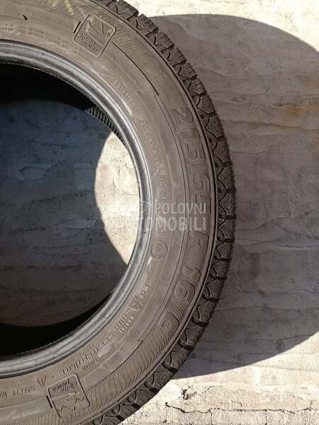 Semperit 215/65 R16 Zimska