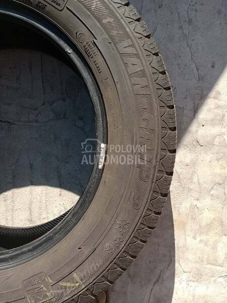 Semperit 215/65 R16 Zimska