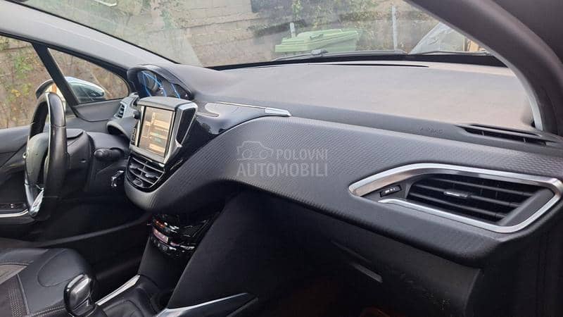 Peugeot 2008 VTI ALLURE CH