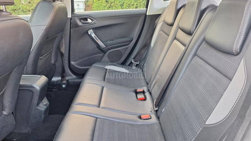 Peugeot 2008 VTI ALLURE CH