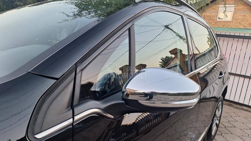 Peugeot 2008 VTI ALLURE CH