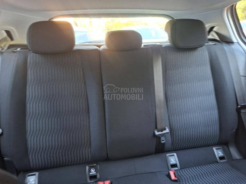 Peugeot 308 1.2B,N000V