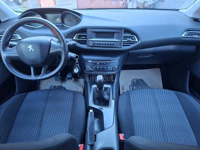 Peugeot 308 1.2B,N000V