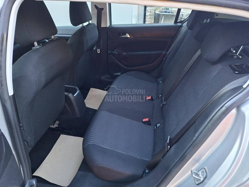 Peugeot 308 1.2B,N000V