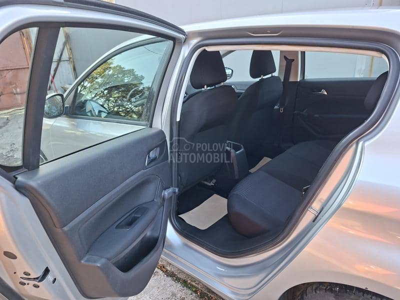 Peugeot 308 1.2B,N000V