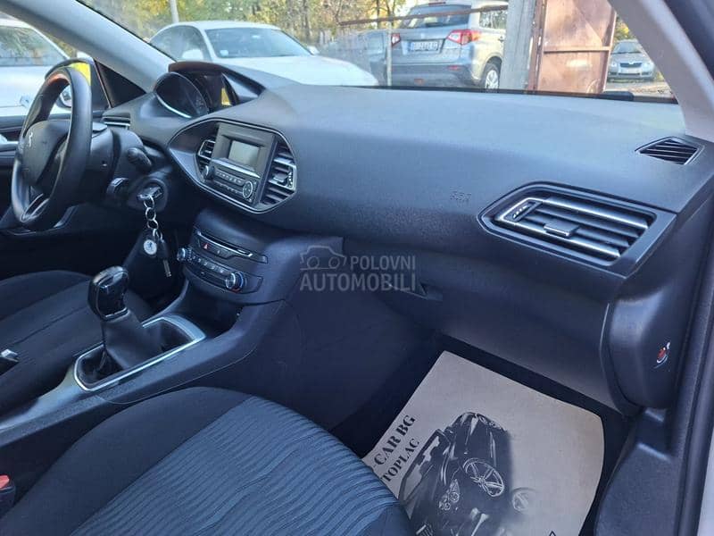 Peugeot 308 1.2B,N000V