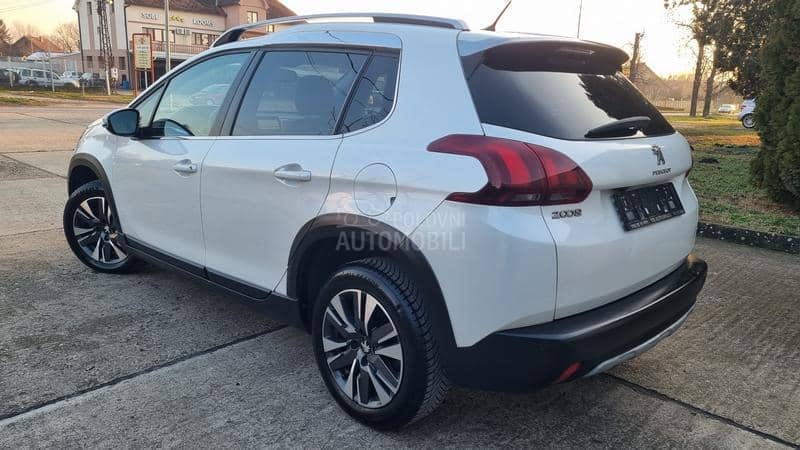 Peugeot 2008 ALLURE