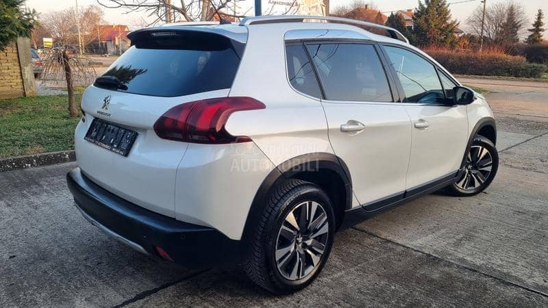 Peugeot 2008 ALLURE