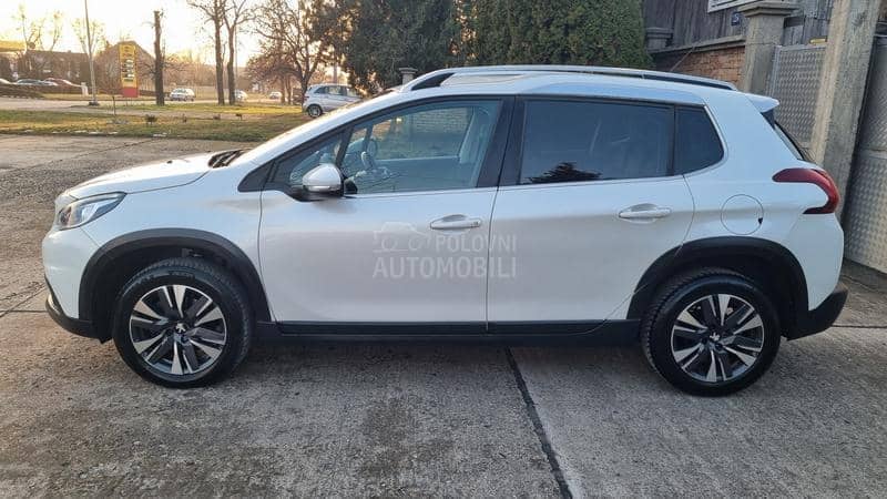 Peugeot 2008 ALLURE