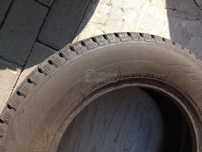 Lassa 215/65 R16 Zimska