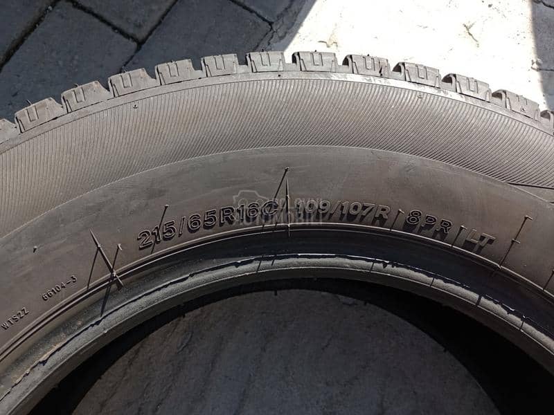 Lassa 215/65 R16 Zimska