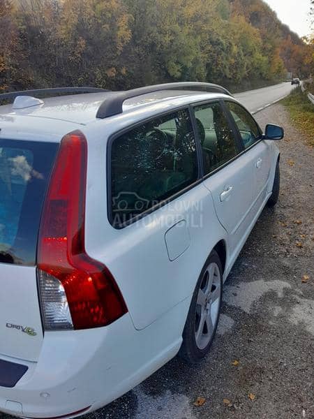 Volvo V50 1.6 R-design