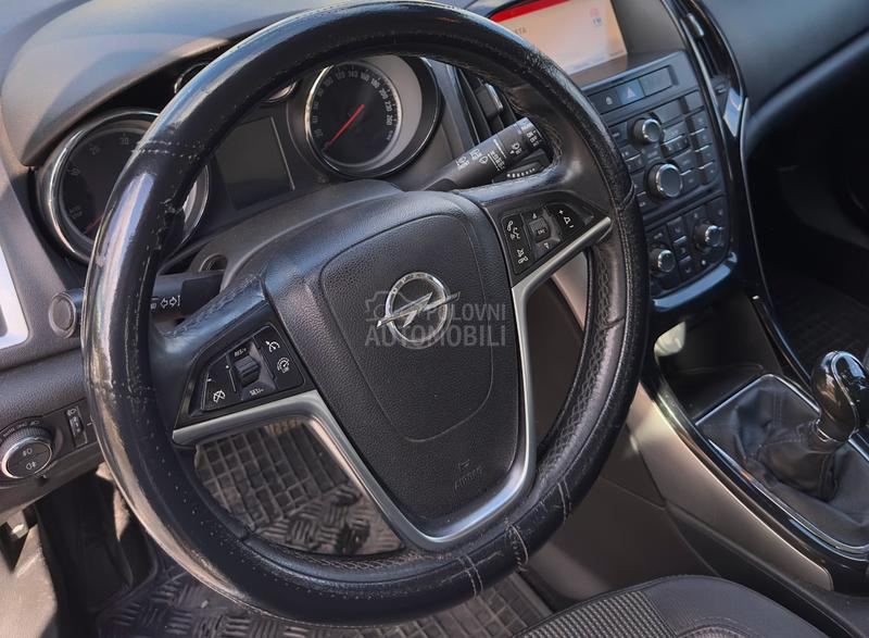 Opel Astra J 1.6 CDTI