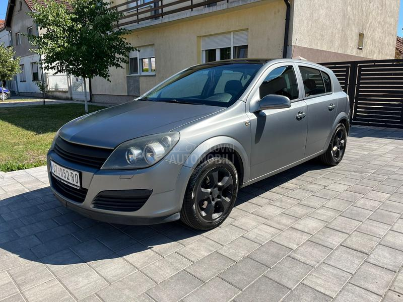 Opel Astra H 
