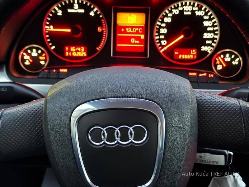 Audi A4 2.0 TDI/S-LINE/