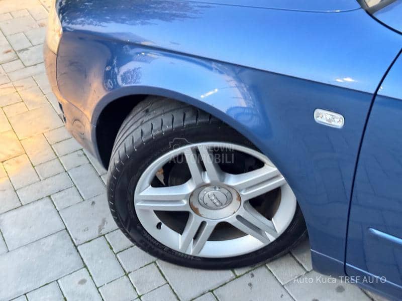 Audi A4 2.0 TDI/S-LINE/