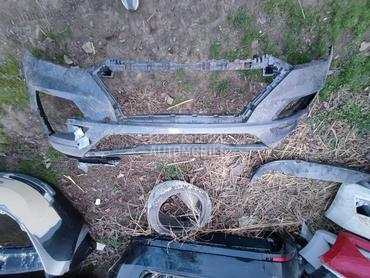 Branik ostecen za Hyundai Tucson