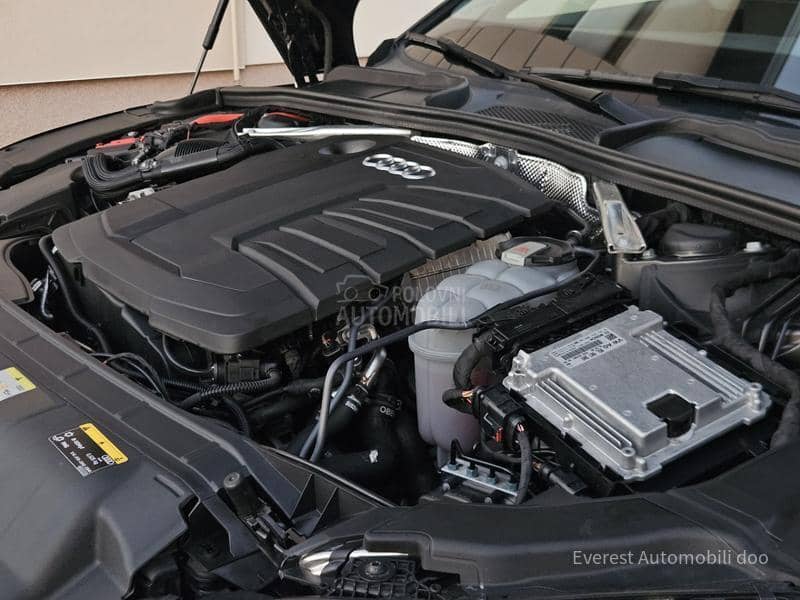 Audi A5 HYB/S Line/81h k.m/