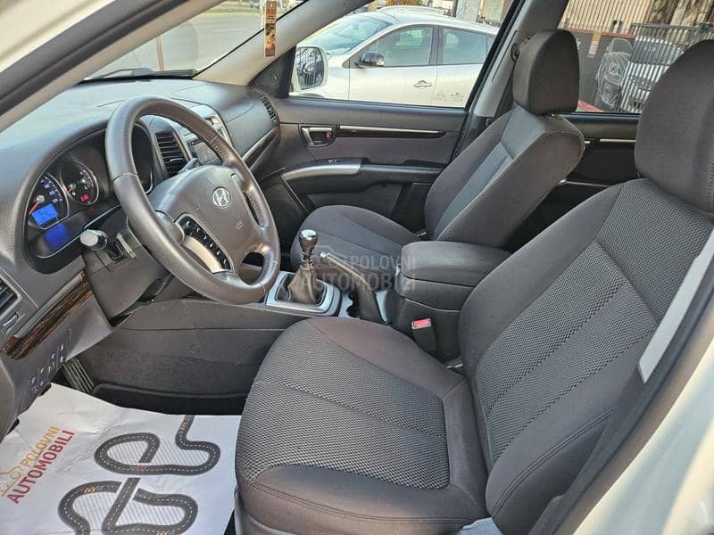 Hyundai Santa Fe 2.0 crdi.7.sedista