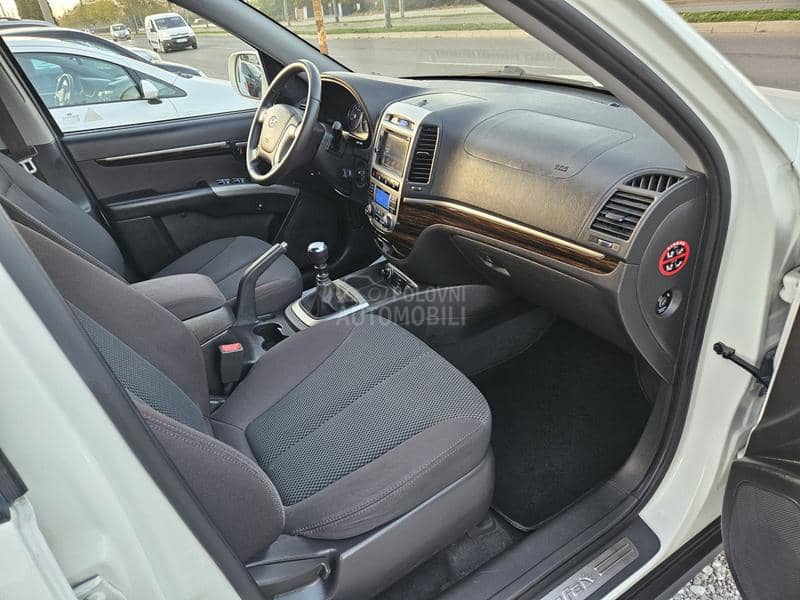 Hyundai Santa Fe 2.0 crdi.7.sedista
