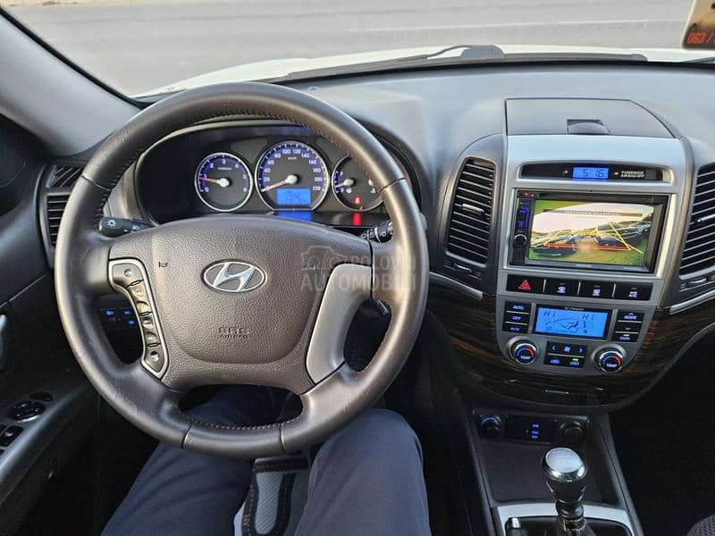 Hyundai Santa Fe 2.0 crdi.7.sedista