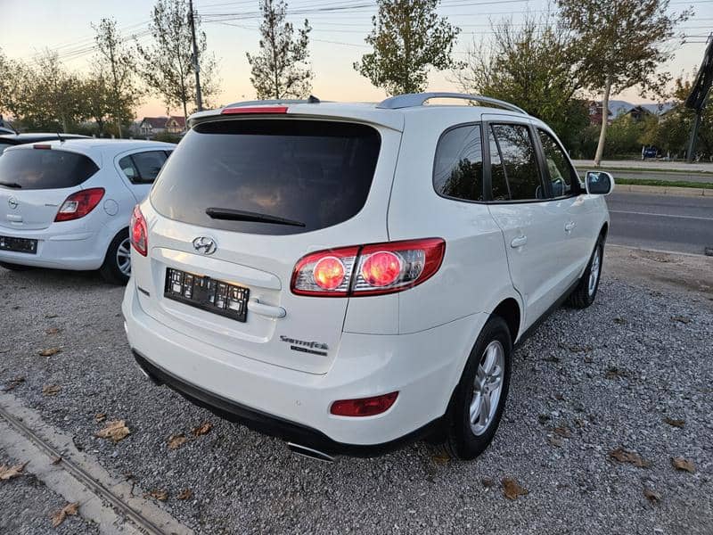 Hyundai Santa Fe 2.0 crdi.7.sedista