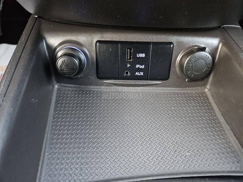 Hyundai Santa Fe 2.0 crdi.7.sedista