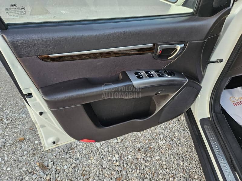 Hyundai Santa Fe 2.0 crdi.7.sedista