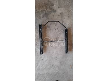 klizac vozacevog sedista 3v za Peugeot 207