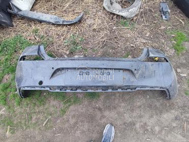 Branik ostecen za Hyundai i30