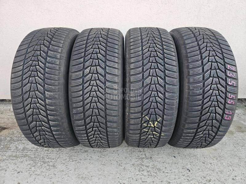 Hankook 235/55 R19 Zimska