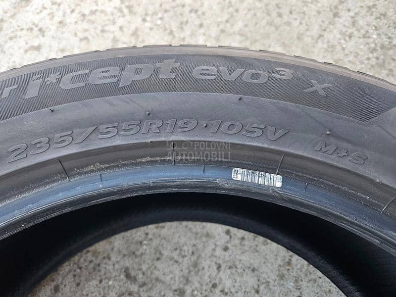 Hankook 235/55 R19 Zimska