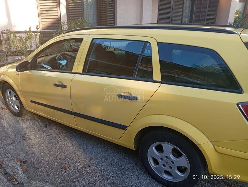 Opel Astra H 1.6