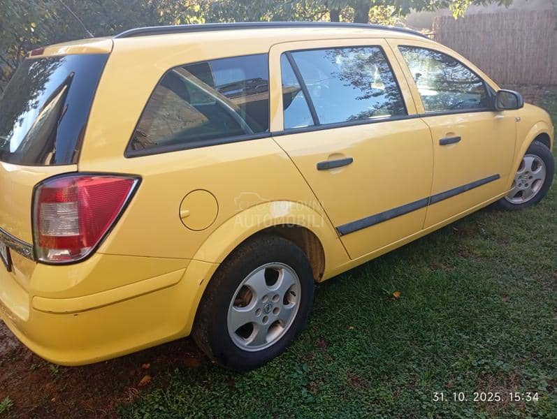 Opel Astra H 1.6