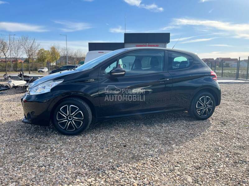 Peugeot 208 1.0 v.serv