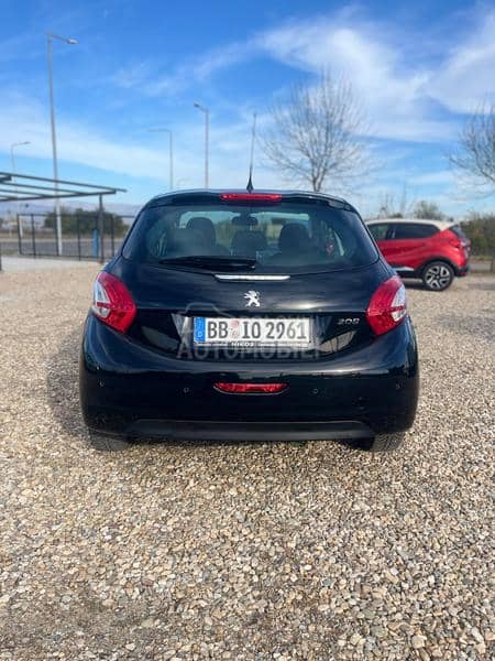 Peugeot 208 1.0 v.serv