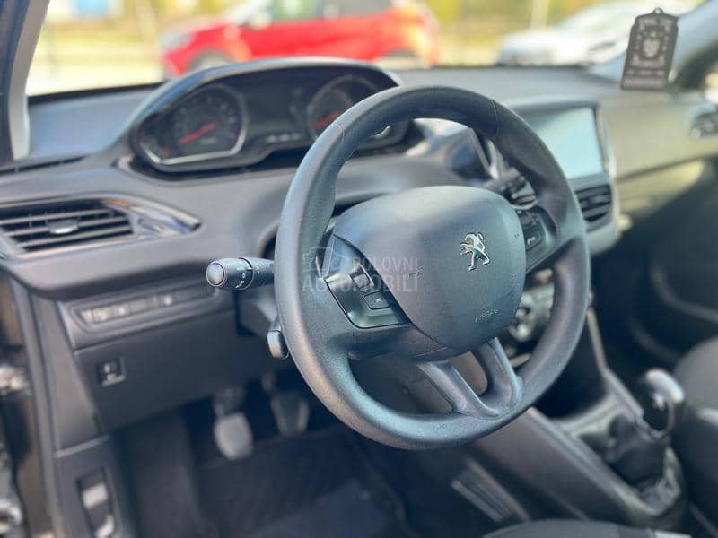 Peugeot 208 1.0 v.serv