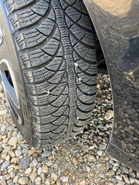 Peugeot 208 1.0 v.serv