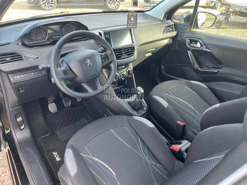 Peugeot 208 1.0 v.serv