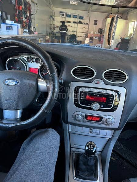 Multimedija Carplay Android