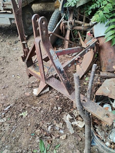 IMT Leskovački plugovi