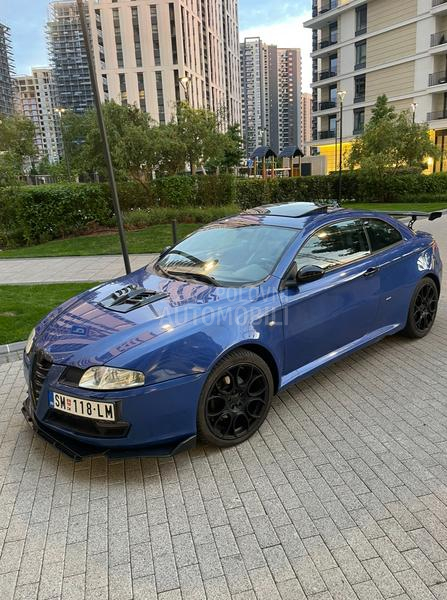 Alfa Romeo GT 