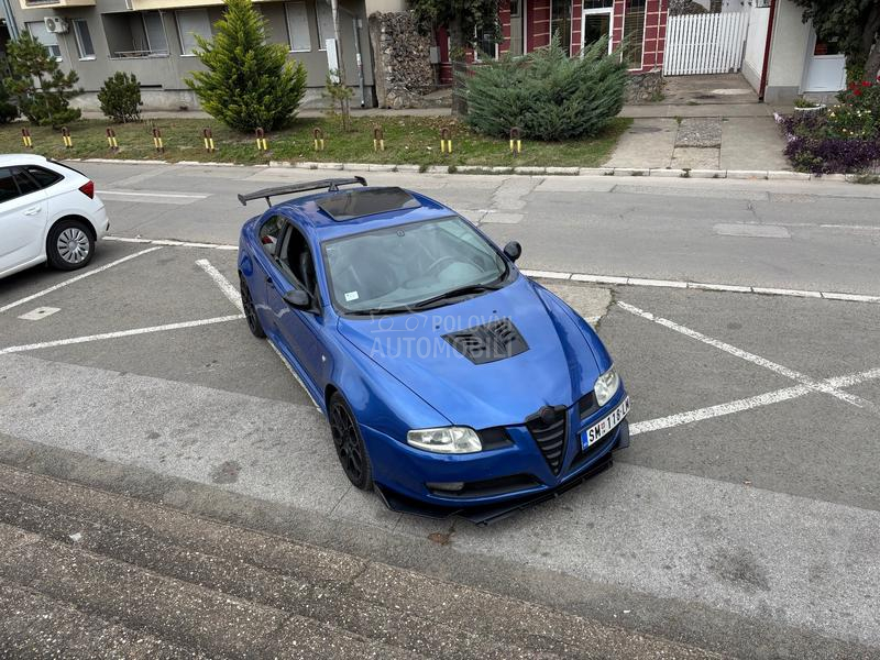 Alfa Romeo GT 