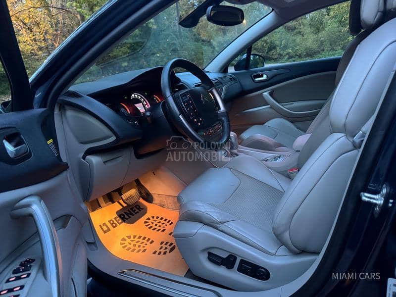 Citroen C5 2.0 HDi /FUULL/AUT/
