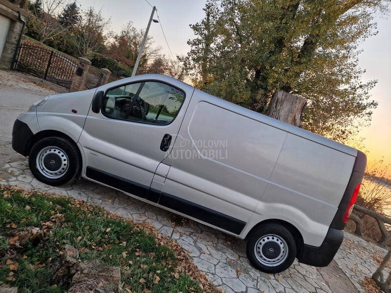 Opel Vivaro 2.0CDTI 115KSKLIMA
