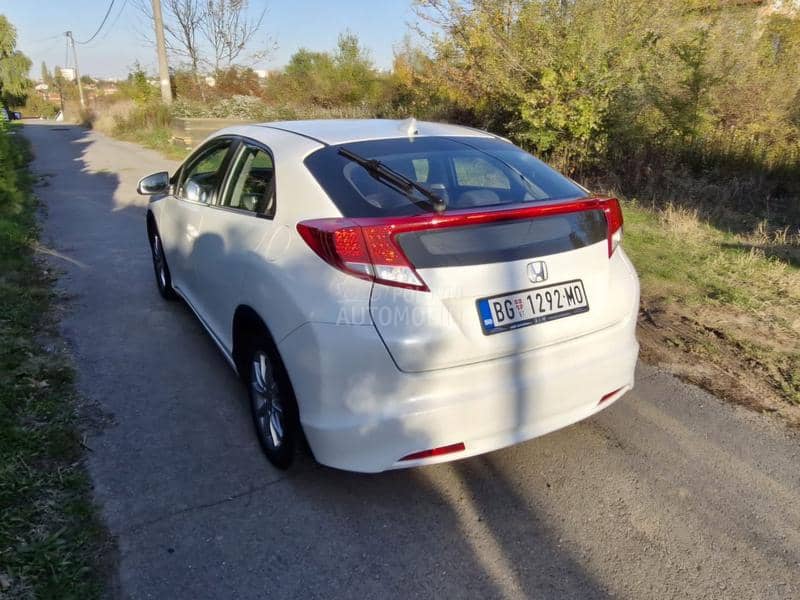 Honda Civic 1.4 vtec NOV